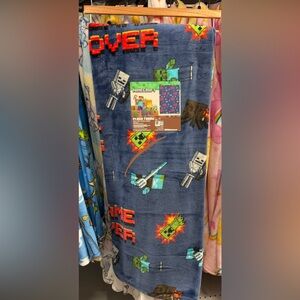NEW RELEASE minecraft plush blanket throw